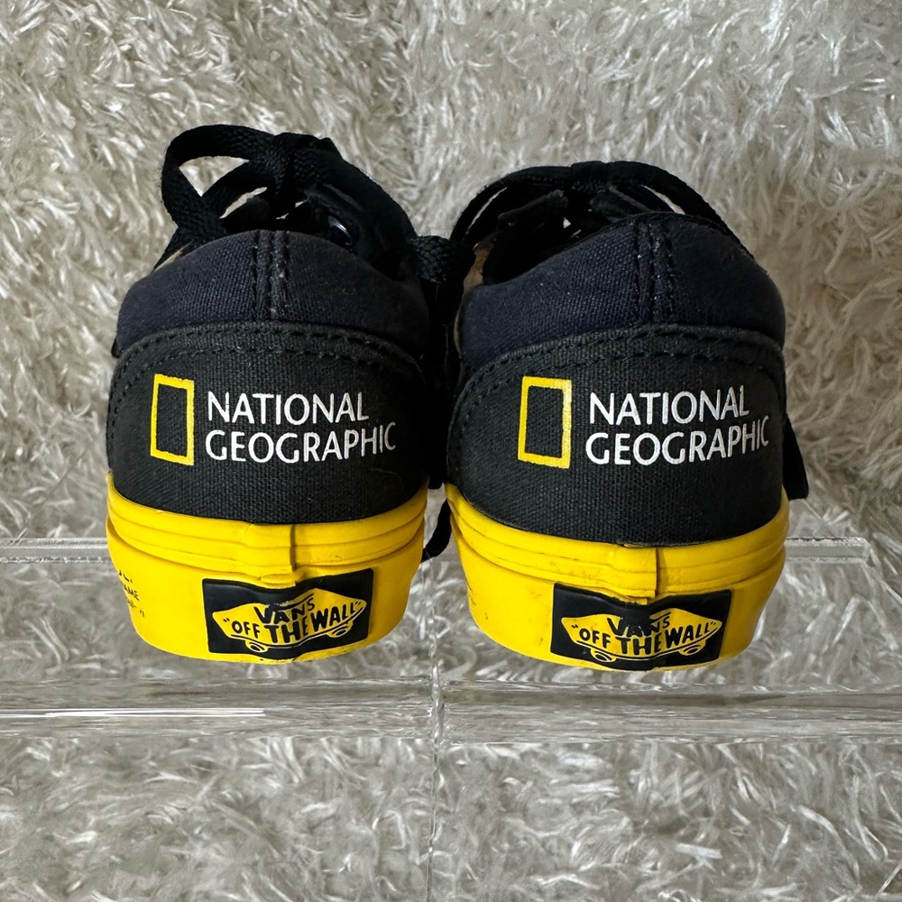 Vans National Geographic Old Skool Sneaker Kid’s Size 11 - Picture 5 of 6
